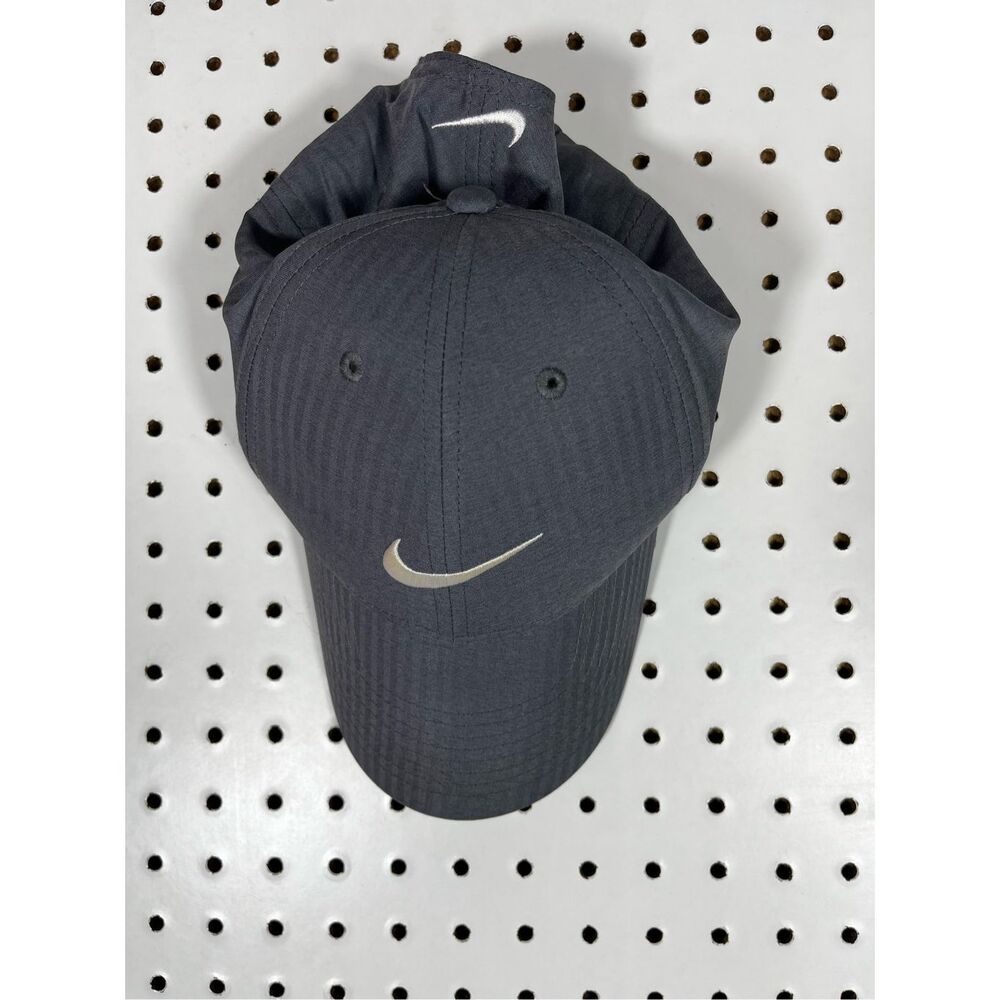 Nike dri fit legacy 91 hat adjustable